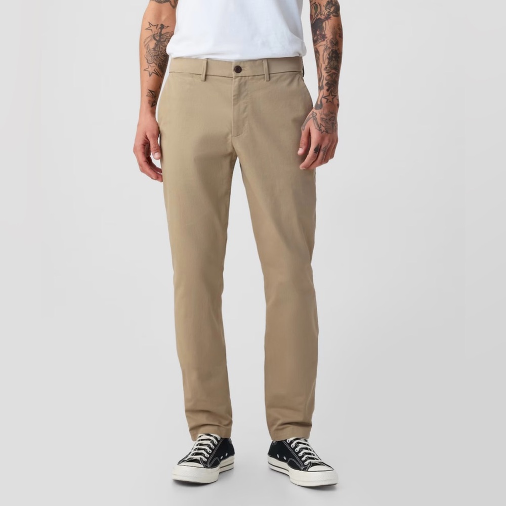 Gap men and‎ size 36/32 slim fit khakis